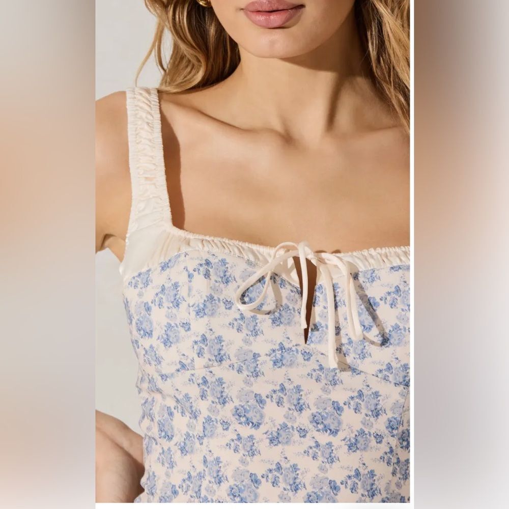 ASTR FLORAL CORSET TOP RUFFLED SATIN STRAPS NWT